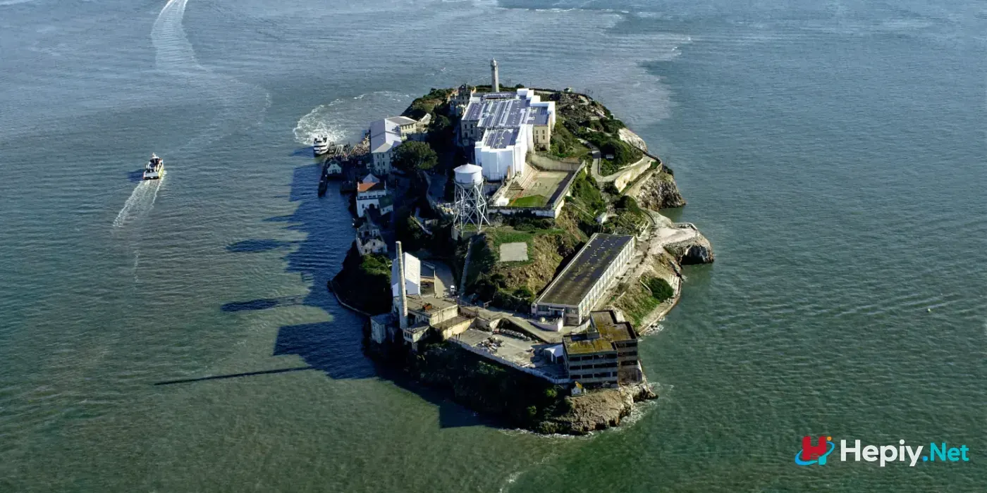 alcatraz 1