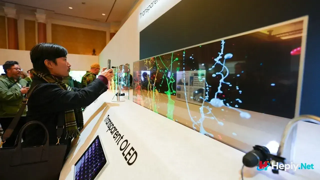 samsung dunyanin ilk seffaf microled ekranini tanitti172800 0