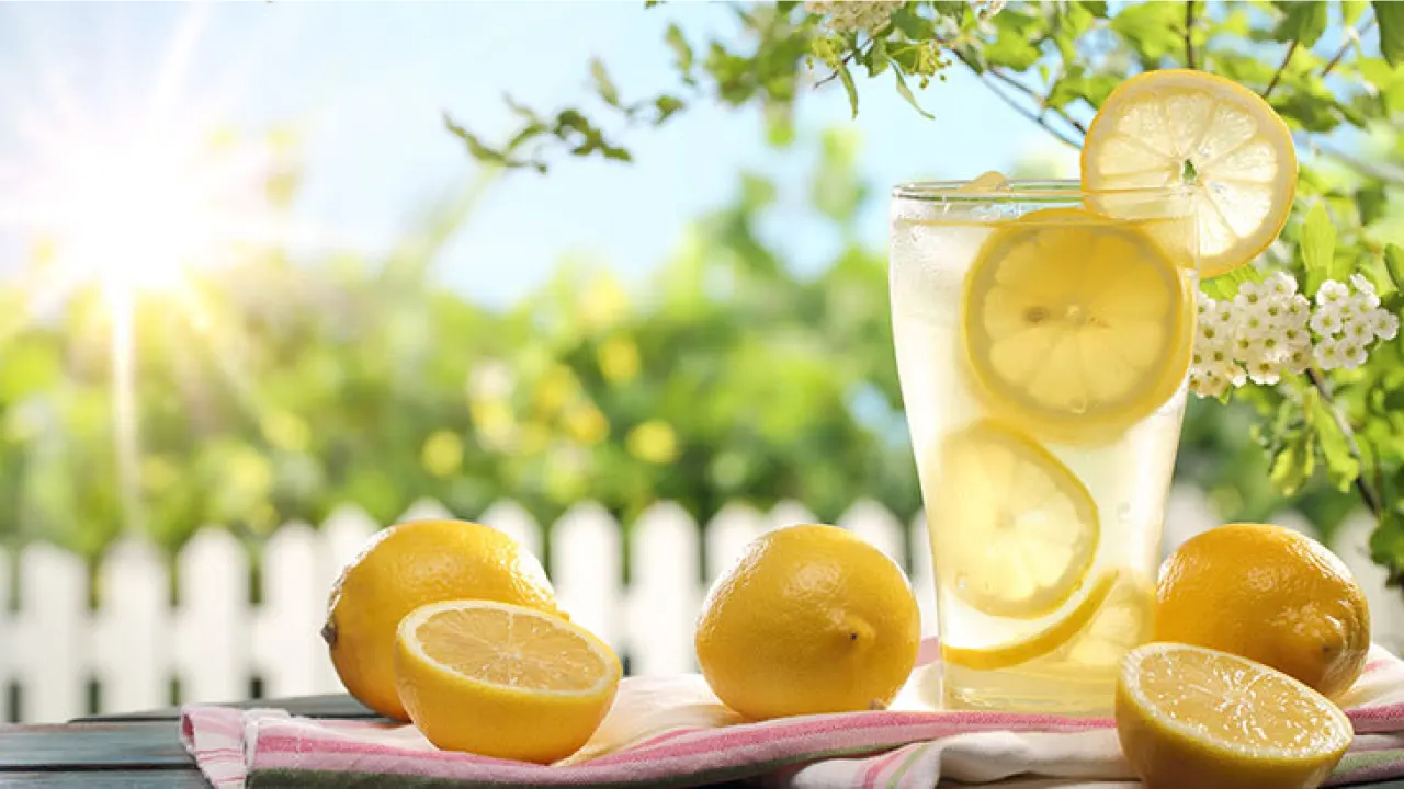 Evde Katkısız ve Doğal Limonata Nasıl Yapılır?