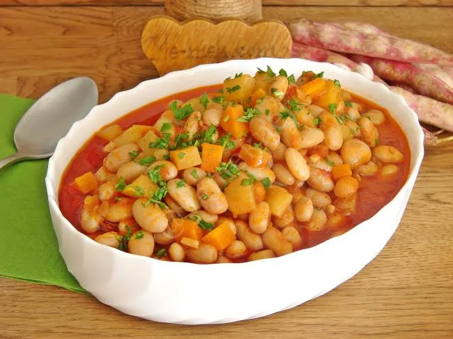 barbunya pilaki resimli yemek tarifi(15)