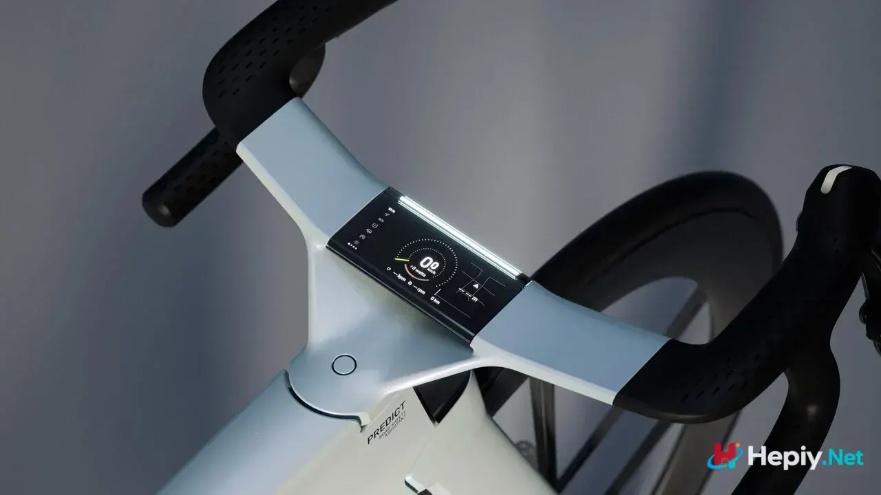 682512 2026 EVT PREDICT Concept bike Eurobike beauty Cockpit 16x9 ALL ae11e6 large webp 1781711395