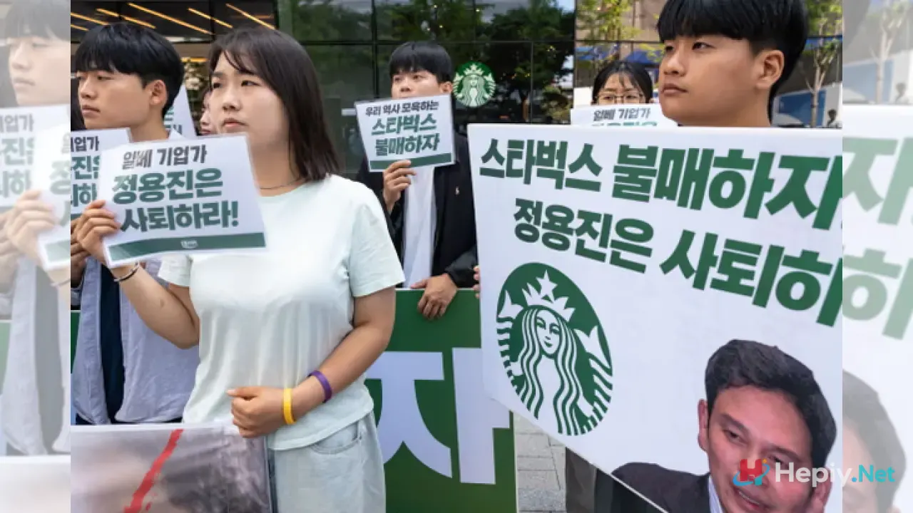 Starbucks Kore'de Tüm Mağazalarını Kapatıyor? 'Tank Day' Skandalı!