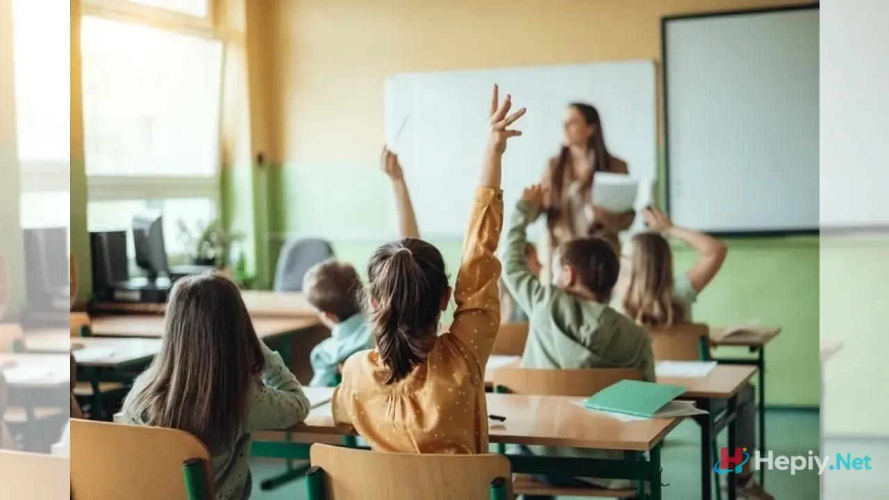 Bugün Okullar Tatil mi 12 Haziran Cuma Günü Bugün Okullar Neden Tatil Olacak?