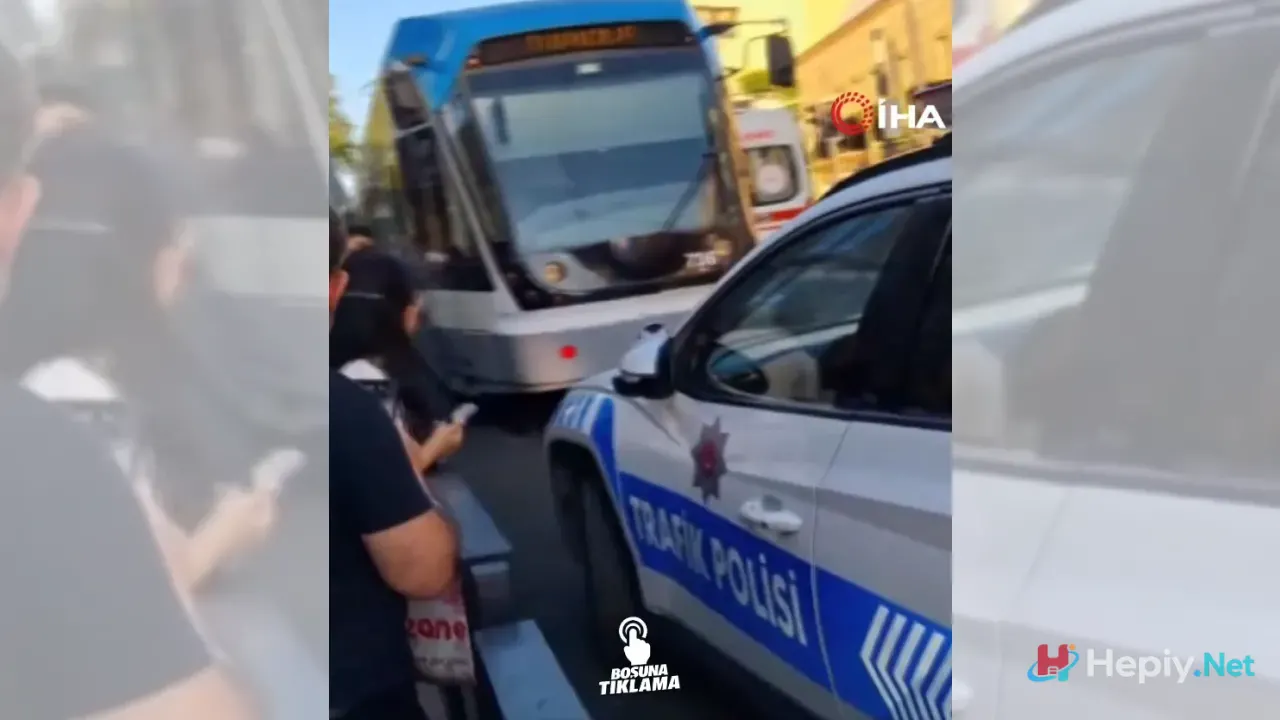 İstanbul Fatih'te Raylara Düşen 6 Yaşındaki Bir Çocuk, Tramvayın Altında Kalarak Hayatını Kaybetti!