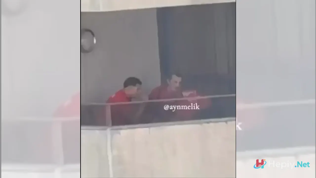 Yabancı Medya Türk Milli Takımı Balkonda Sigara İçtiği Görüntüleri Servis Etti